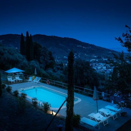 Residence Collecchio Pescia Exteriér fotografie