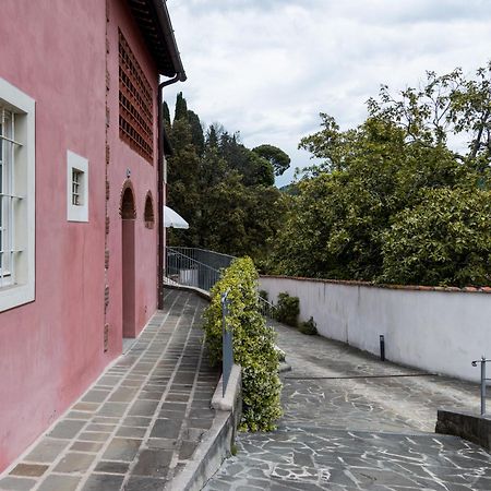 Residence Collecchio Pescia Exteriér fotografie