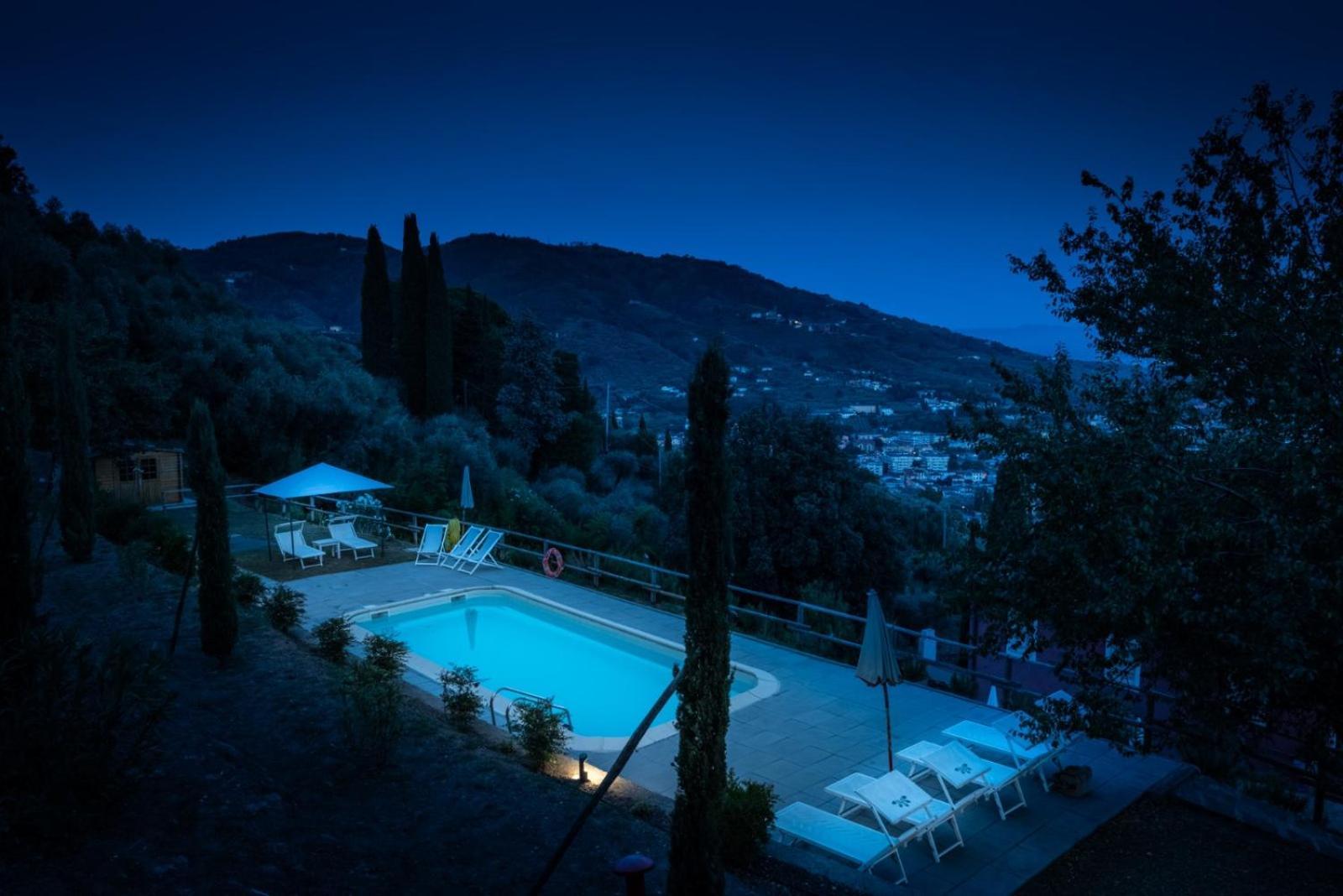 Residence Collecchio Pescia Exteriér fotografie