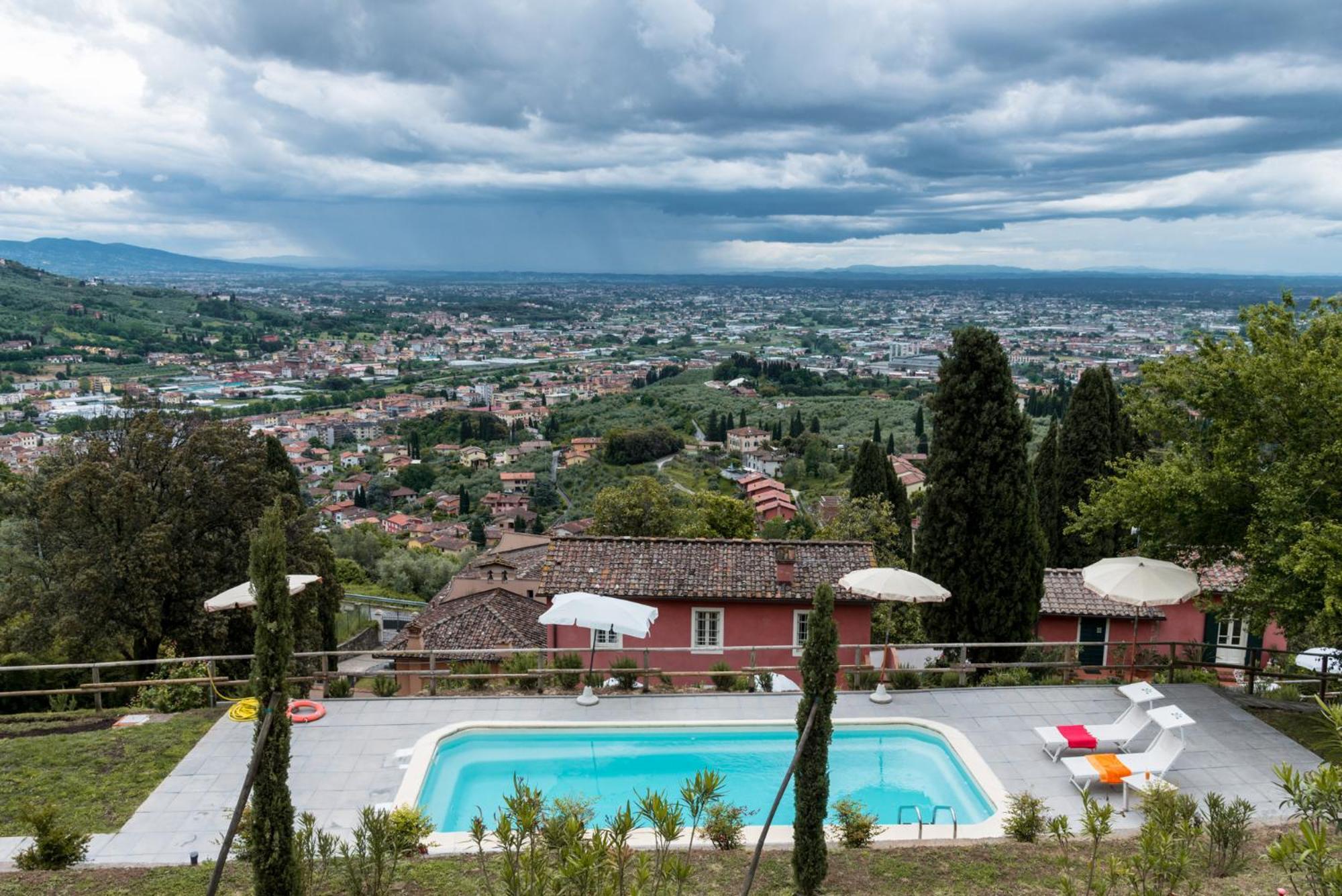 Residence Collecchio Pescia Exteriér fotografie
