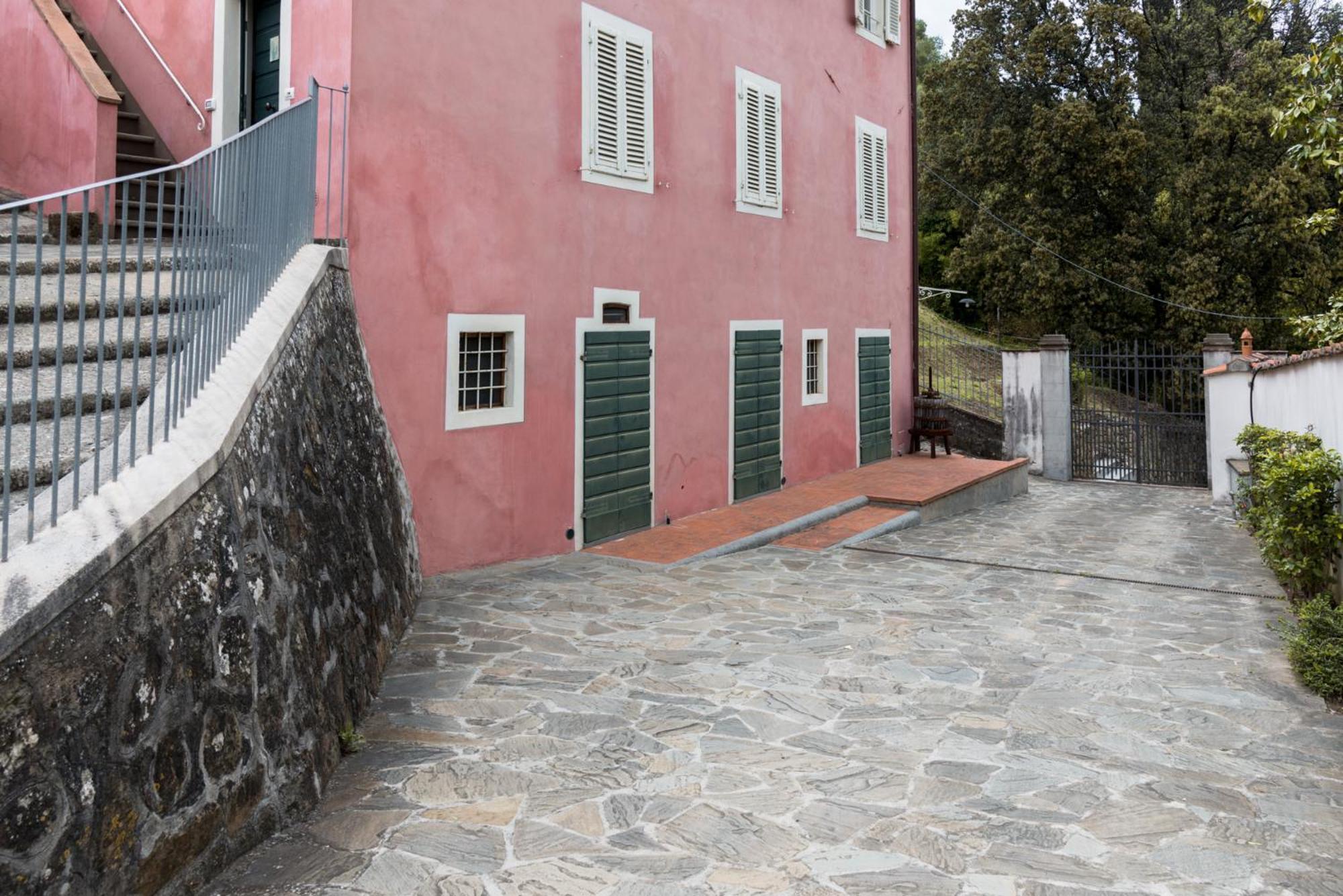 Residence Collecchio Pescia Exteriér fotografie